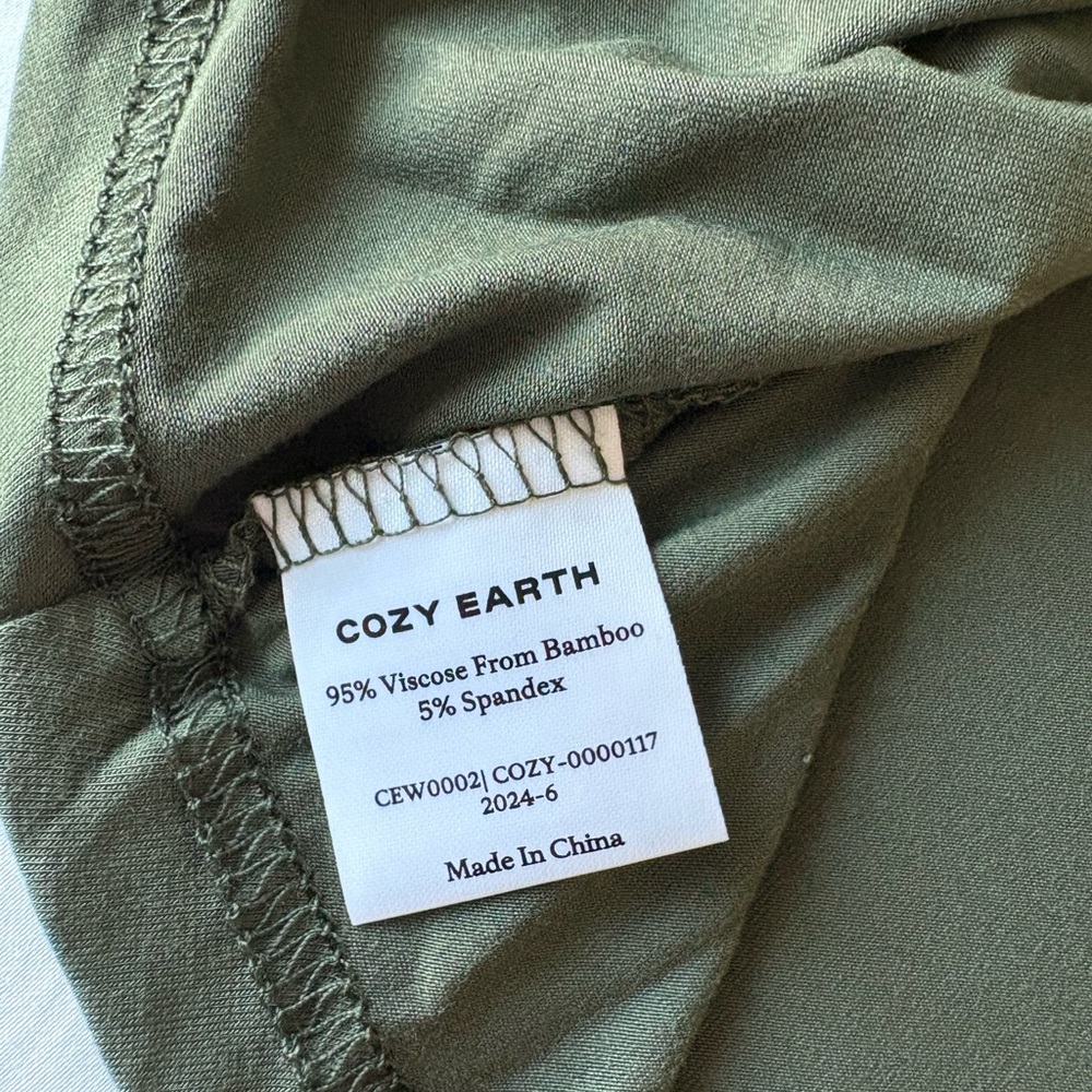 Cozy Earth short sleeve shirt top and shorts bamboo pajama set small olive green - Picture 10 of 13